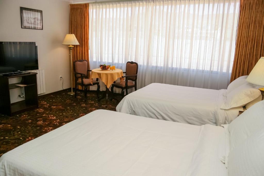 Hotel Coloso Potosi Bagian luar foto